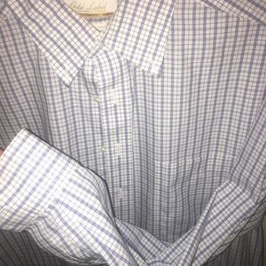 Roundtree & Yorke Non-Iron 16 x 34 button down